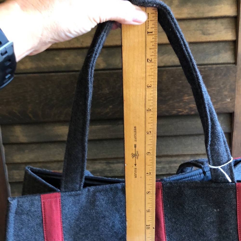Shiraleah Gray and Red Shoulder Bag - Picture 9 of 11